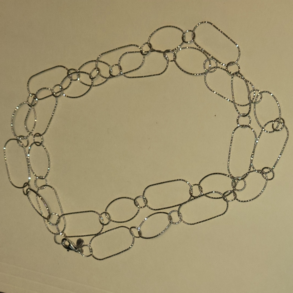 N2731 Silpada shimmery long necklace